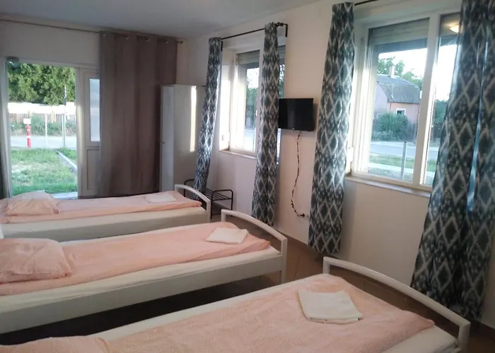 Motel Omega *